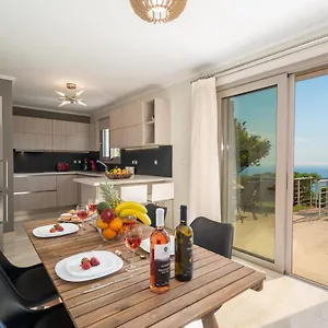 Holiday home Lourdas Bay View, Simotata